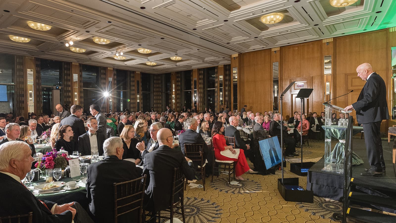 Investment icon Peter Lynch inducted into Caddie Hall of Fame