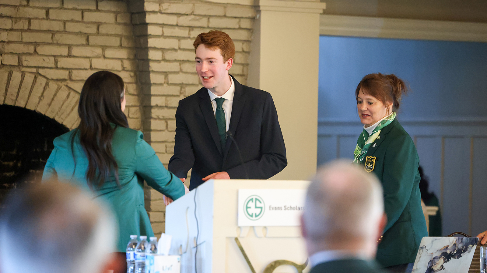 Full college scholarships awarded to three student caddies from state of Washington